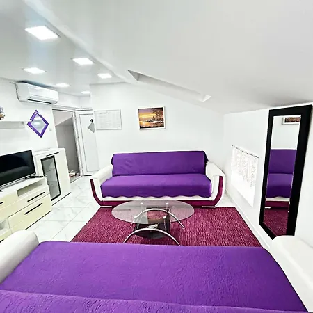 Decumana Appartement *