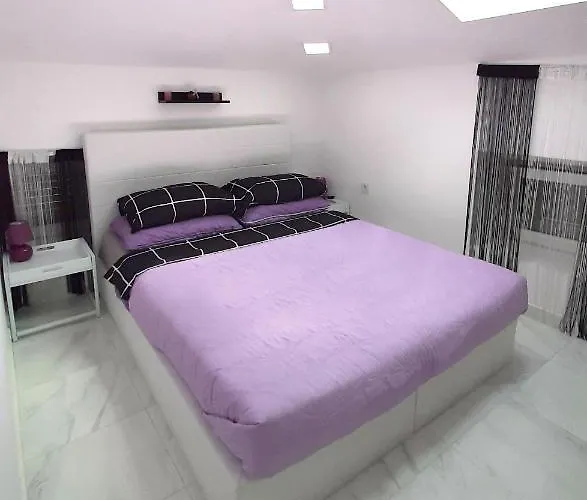 Apartment Decumana Krk Town