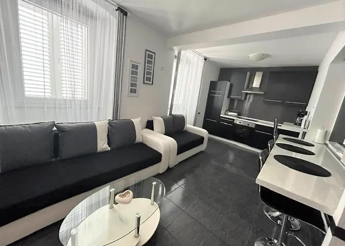 Decumana Apartment