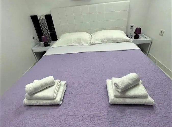 Apartment Decumana